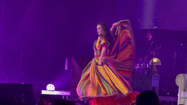 Edith Marquez ovacionada en el Auditorio Telmex