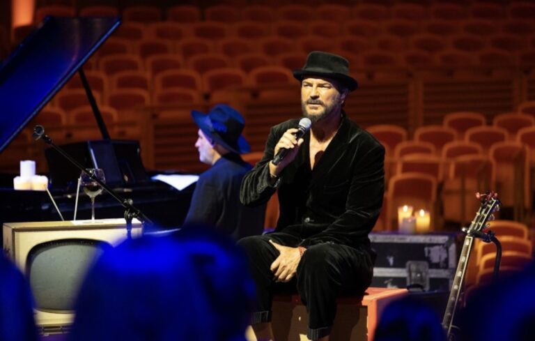Ricardo Arjona presenta su nuevo disco “Seco”